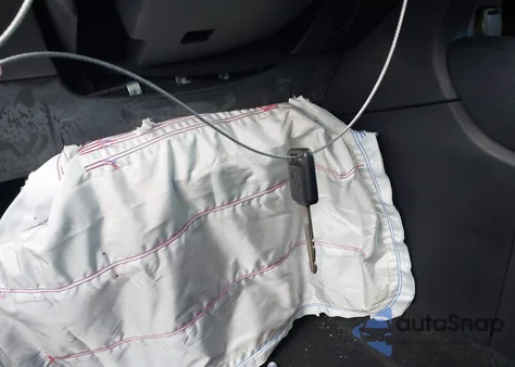 2024 Nissan Versa 1.6 S z USA, uszkodzony, nr VIN 3N1CN8DV5RL843925